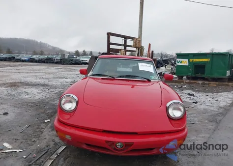 1991 Alfa Romeo Spider Veloce из США, поврежденный, VIN ZARBB32N2M6004749